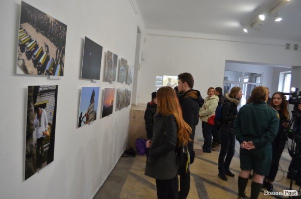 У Луцьку відкрили посмертну фотовиставку загиблого бійця АТО. ФОТО