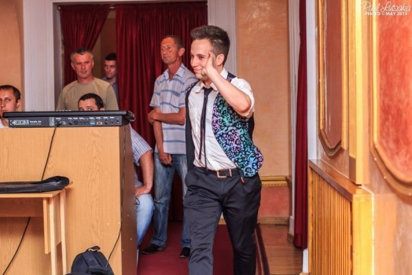 телеведучий Микита Чибар