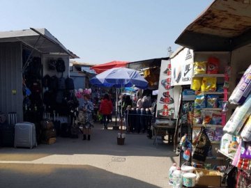 Мер Ковеля пригрозив невакцинованим підприємцям жорсткими заходами: можуть закрити ринки