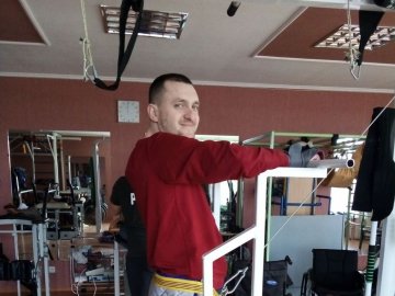 Лучанин потребує дороговартісного лікування: рідні просять про допомогу