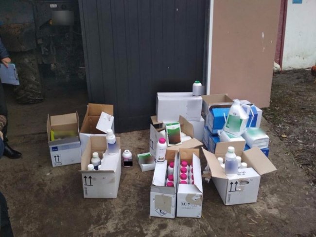 Скандальний масажний салон та джип у болоті. Надзвичайні новини тижня