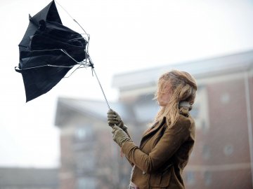Шквальний вітер: українців попереджають про погіршення погодних умов