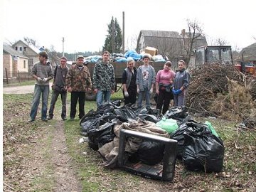 У Ківерцях призначили відповідальних за сміття. ФОТО. ВІДЕО