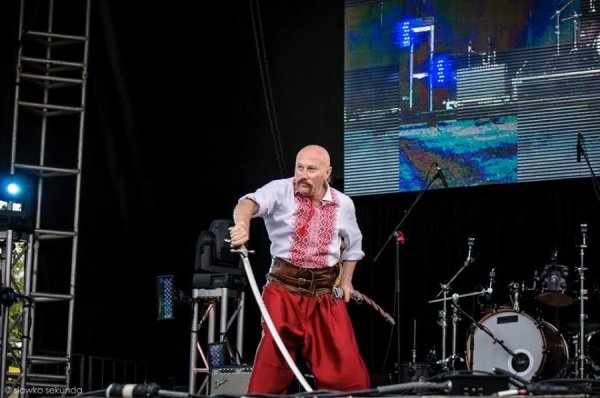 Волинські козаки-гопаківці презентували бойове мистецтво у Торонто. ФОТО