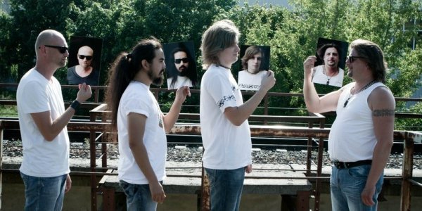 «Рок-н-рол не може померти, бо це ‒ стиль життя», ‒ луцький музикант