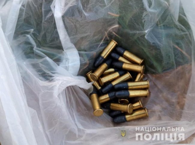 Викрили волинянина, який у селищі на Волині продавав боєприпаси