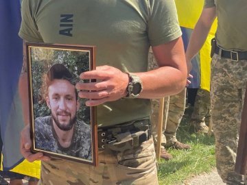 На Волині попрощались із Героєм Сергієм Власюком