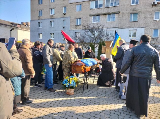 Волиняни провели в останню путь Героя Олександра Ханова