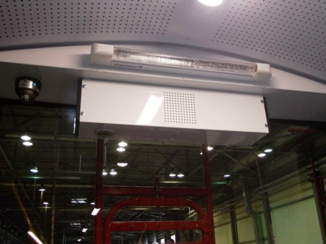 У луцьких тролейбусах вперше в Україні встановили знезаражувачі повітря. ФОТО