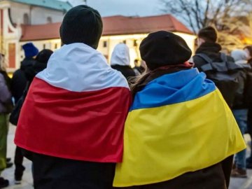 Українцям у Польщі готуються скасувати ще одну безкоштовну послугу