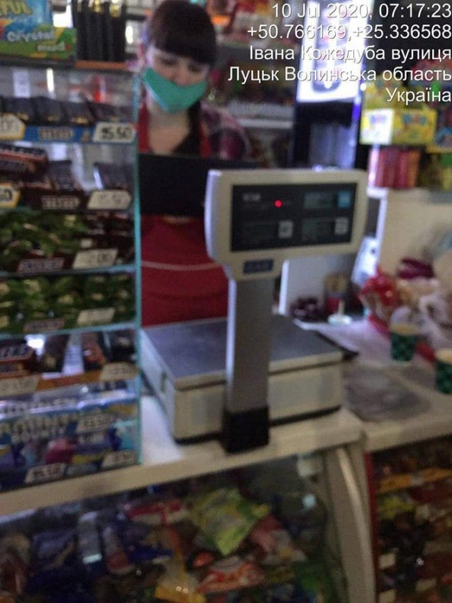 У Луцьку викрили два магазини, у яких торгували алкоголем у нічний час. ФОТО