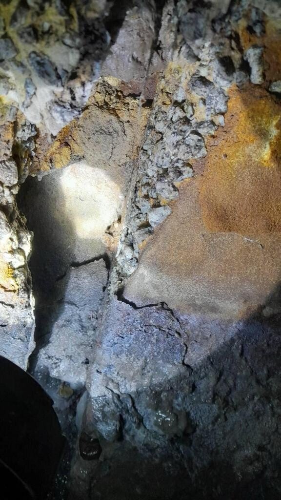 Колектор на Карпенка-Карого – на межі обвалу: десятки тисяч лучан можуть залишитися без водопостачання