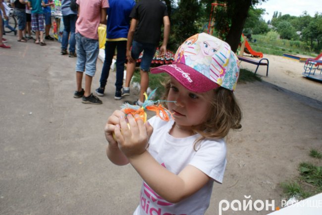 Народні гуляння у місті на Волині. ФОТО