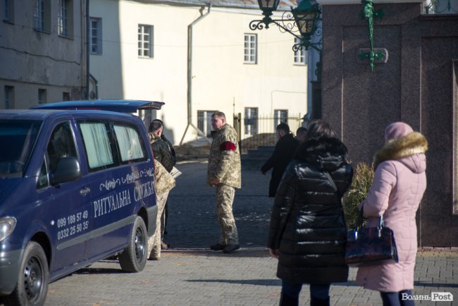 У Луцьку попрощалися із померлим на Сході воїном Борисом Шпачуком 
