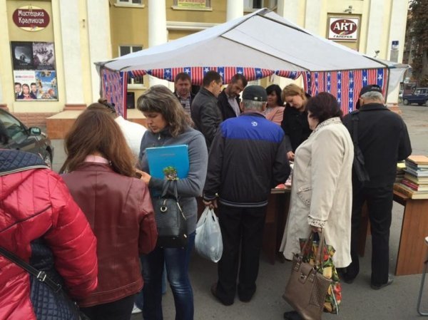 У Володимирі-Волинському проходить книжковий ярмарок. ФОТО