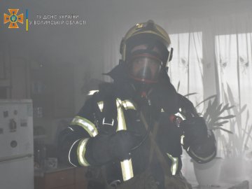 У Луцьку на Відродження горіла дев`ятиповерхівка. ФОТО.ВІДЕО