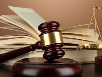 Судили лучанина, який оббрехав двох людей