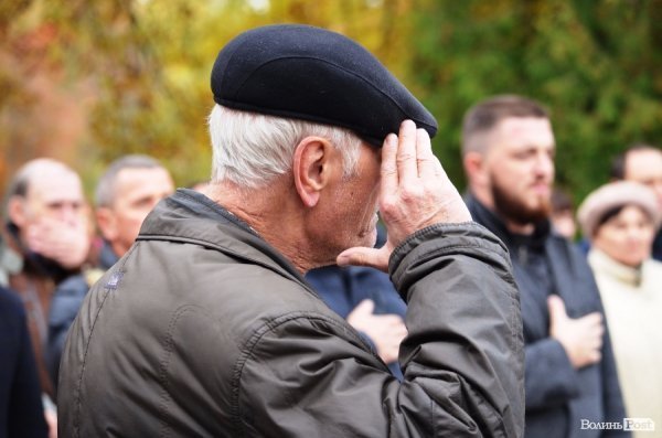 У Луцьку вшанували загиблих солдатів. ФОТО