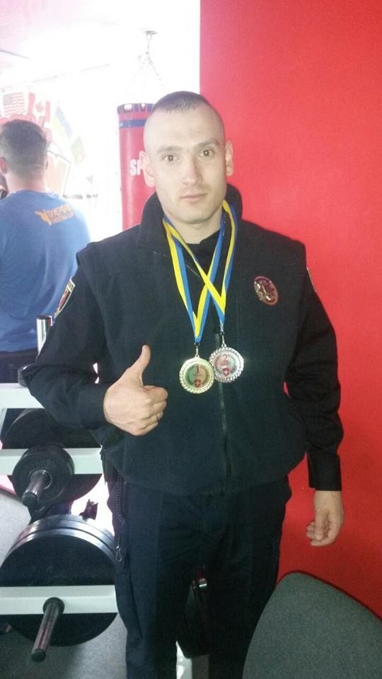 Луцький поліцейський став кращим у чемпіонаті з багатоповторного жиму. ФОТО