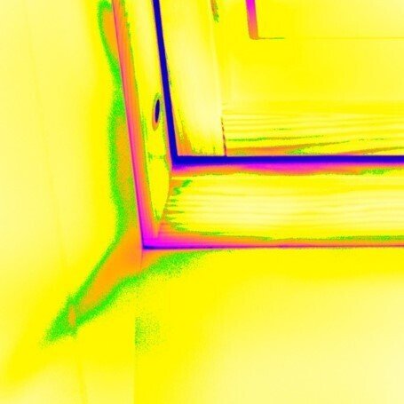 Вікно з комплектом теплогідроізоляції