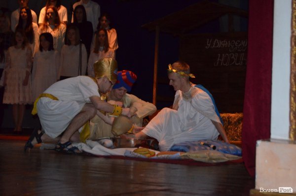 «Чужих дітей не буває»: маленькі лучани відвідали благодійний концерт