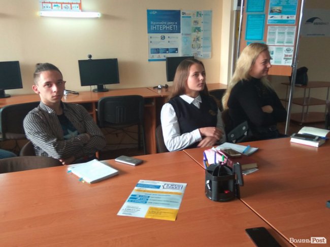 Як у Луцьку навчають майбутніх телезірок. ФОТО