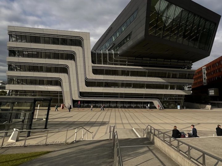 Бакалаврат в Австрії: Віденський економічний університет (WU Vienna)