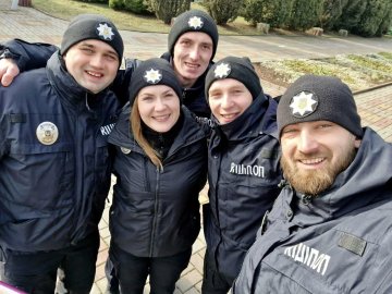 На Волині з'явилися перші поліцейські офіцерки громад