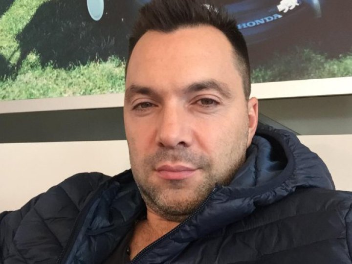 Зеленський ввів у дію санкції РНБО щодо Арестовича та Олешка