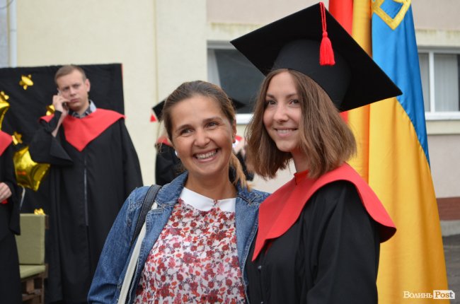 У луцькому політесі «відгуділи» випускний. ФОТО