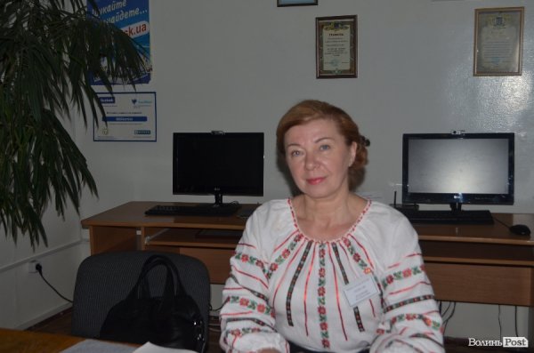 Вибори у Луцьку: до обіду спостерігали невисоку явку виборців. ФОТО