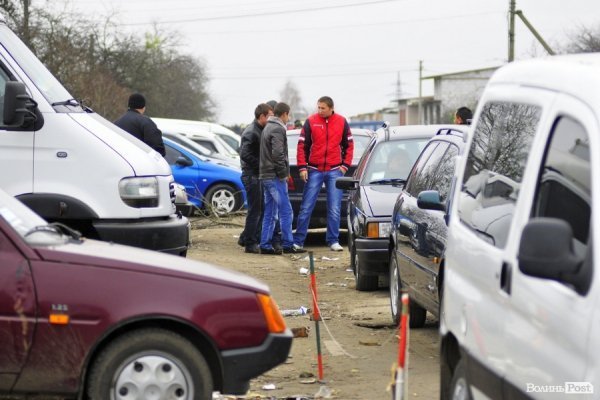 Луцький авторинок. БУДНІ МІСТА