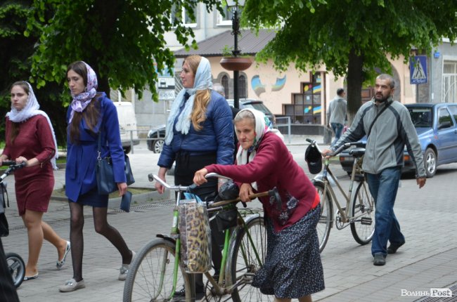 У Луцьку хресною ходою пройшли прихильники церкви Московського патріархату. ФОТО