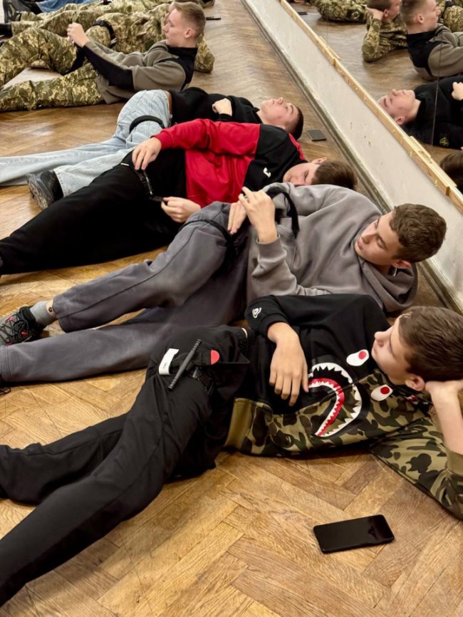 На Волині пройшла курс первинної базової підготовки молоді до національного спротиву. ФОТО