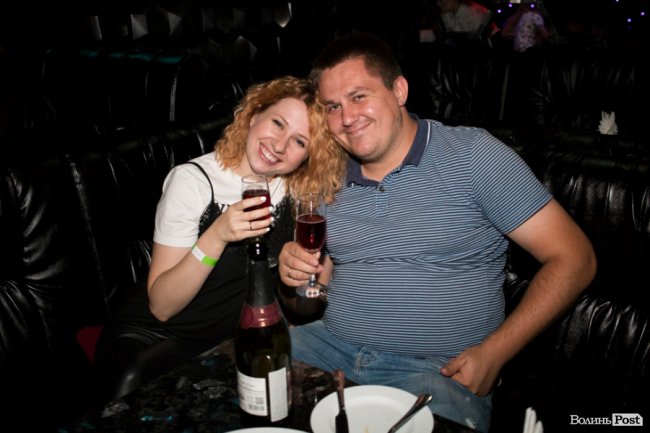 У луцькій «Опері» відгримів концерт Макса Барських. ФОТОРЕПОРТАЖ