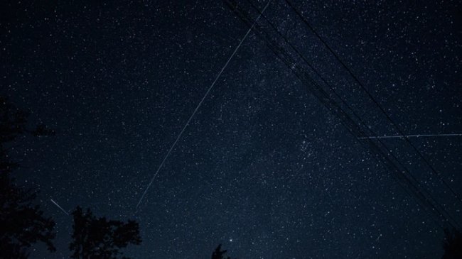 Фотограф з Волині зазнімкував неймовірний зорепад. ФОТО