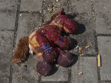 Російські окупанти вбили 215 українських дітей