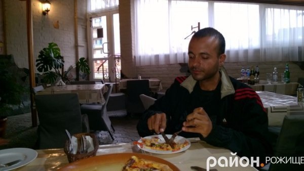 Веломандрівник із Бразилії побував у Рожищі. ФОТО. ВІДЕО