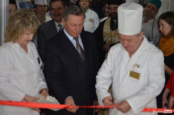 У луцькій лікарні відкрили сучасне реанімаційне відділення. ФОТО