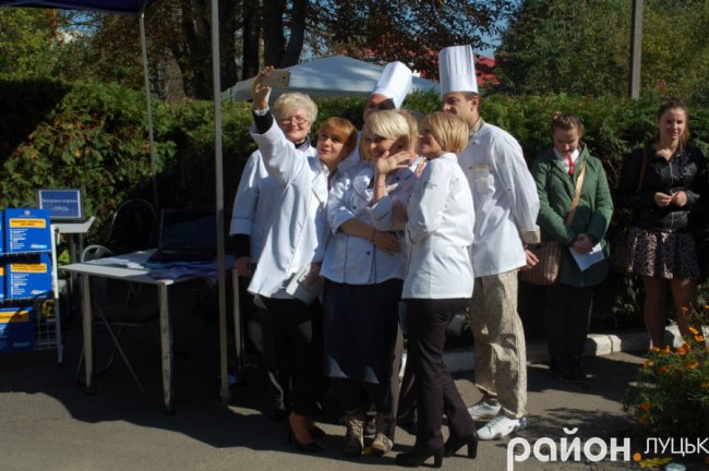 «Бурштинова осінь»: страви, мода і музика