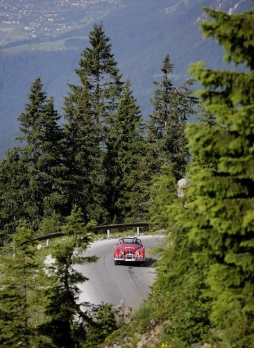 В Австрії ‒ гонки ретро-автомобілів. ФОТО