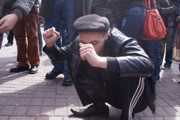 У центрі Києва зібралися гопники. ФОТО