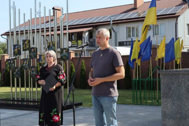 У Боратині відкрили Меморіал пам’яті Героїв