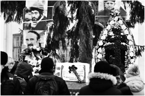 «Євронеділя» в Луцьку: віче, хода та панахида. ФОТО