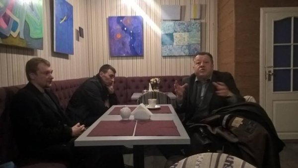 Справа аварії на Дубнівській: слідчий, адвокат і прокурор «п’ють каву» перед судом