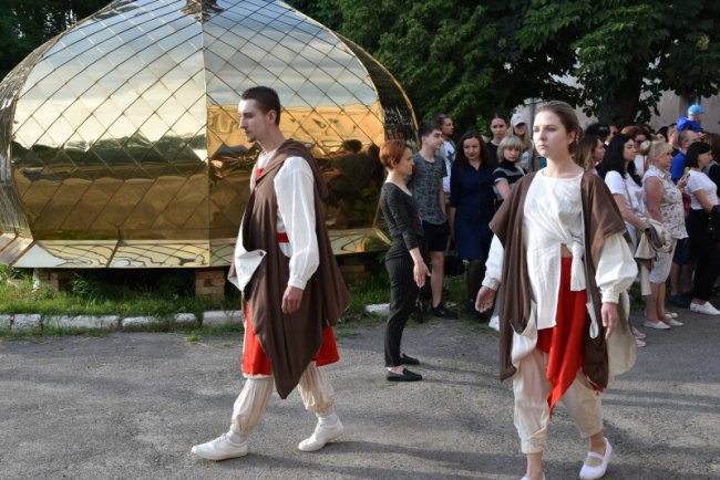 Подорож у часі: яким був третій день арт-променаду «Так звучить Луцьк». ФОТО