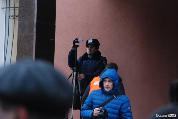 У Луцьку на День закоханих пікетували міліцію і прокуратуру. ФОТО