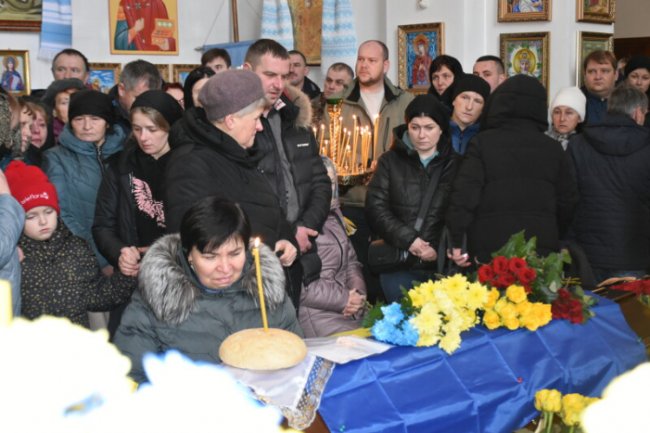 Сумний день: у Луцьку поховали полеглого Воїна