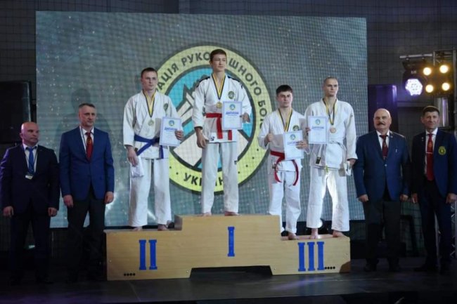 Волинські спортсмени вибороли срібні нагороди на змаганнях з рукопашного бою