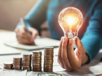 У Кабміні повідомили, чи зміняться тарифи на електрику  до кінця опалювального сезону